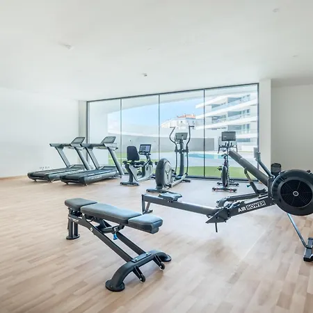 Seabreeze - Luxury Poolside Oasis * 拉哥斯