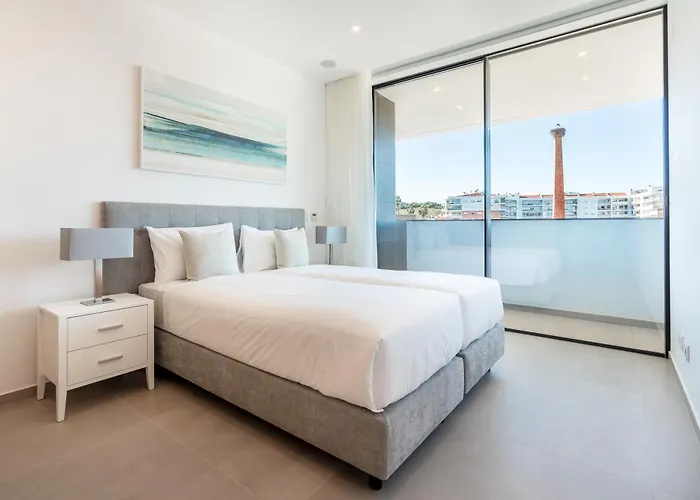 Seabreeze - Luxury Poolside Oasis ラゴス