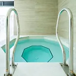 Lägenhet Seabreeze - Luxury Poolside Oasis Lagos